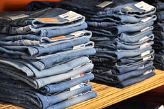 Подробнее о статье Россиянок призвали отказаться от покупки четырех предметов гардероба
